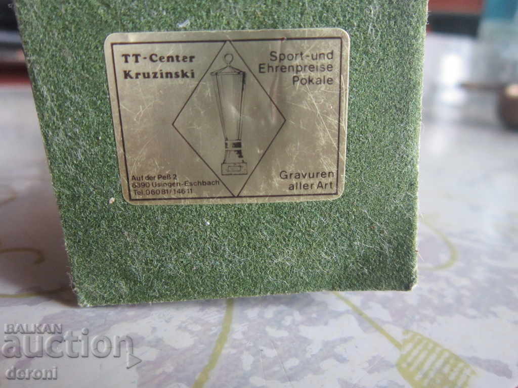 Delivery of Great bronze plastic figurine