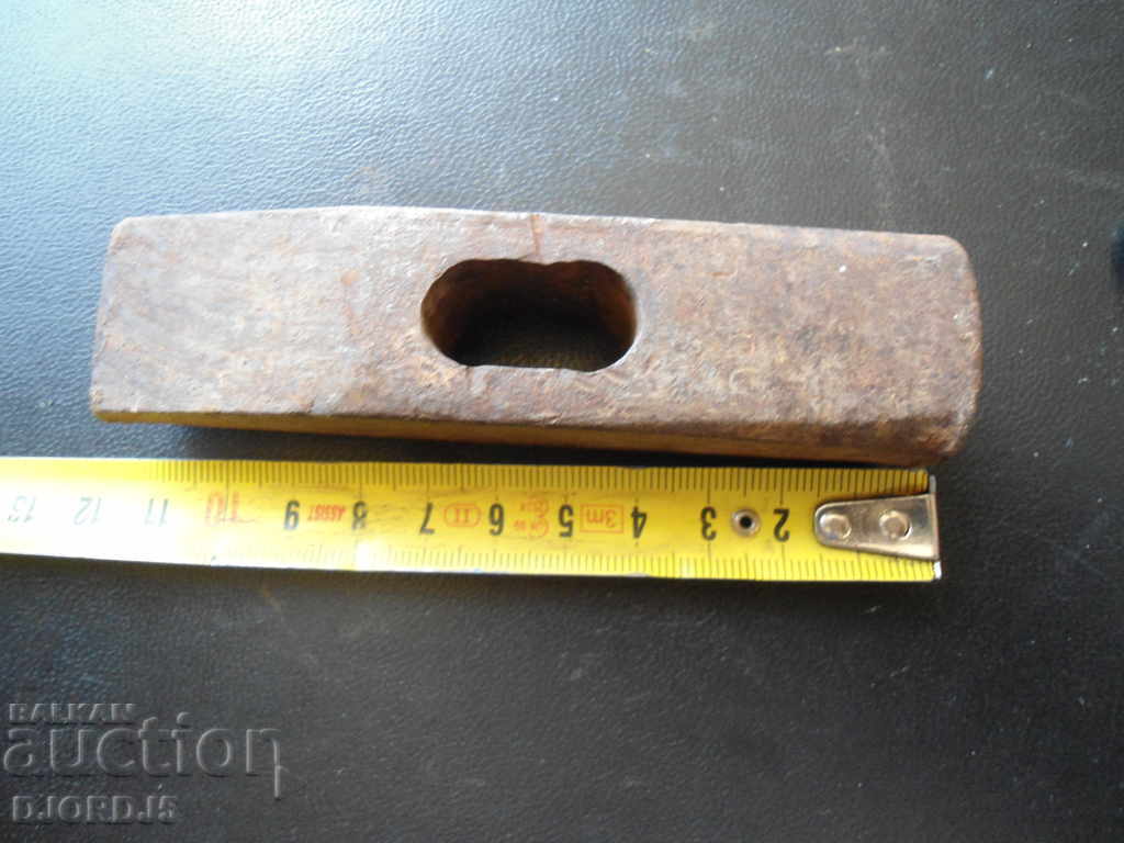Delivery of Old hammer, 0.550 kg
