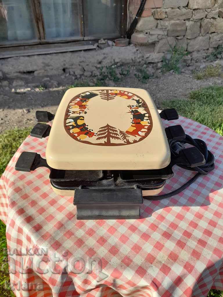 Delivery of Old Rotel grill