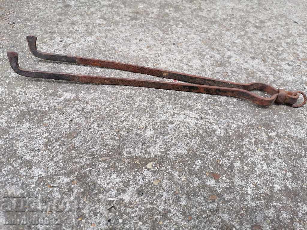 Old dilaf, mash, wrought iron for a furnace with price 37.00 BGN | € 18.92 Old dilaf, mash, wrought iron for a furnace with price 37.00 BGN | € 18.92