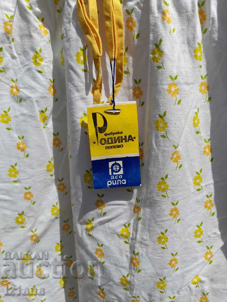 Delivery of Old lady's nightgown Delivery of Old lady's nightgown