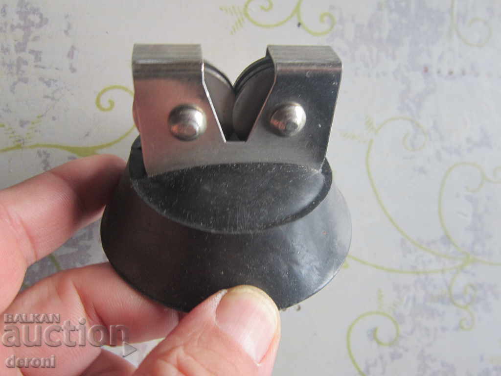 Great sharpened knife sharpener with price 10.00 BGN | € 5.11 Great sharpened knife sharpener with price 10.00 BGN | € 5.11