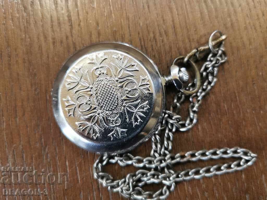 Auction COLLECTOR'S LIGHTNING Auction COLLECTOR'S LIGHTNING