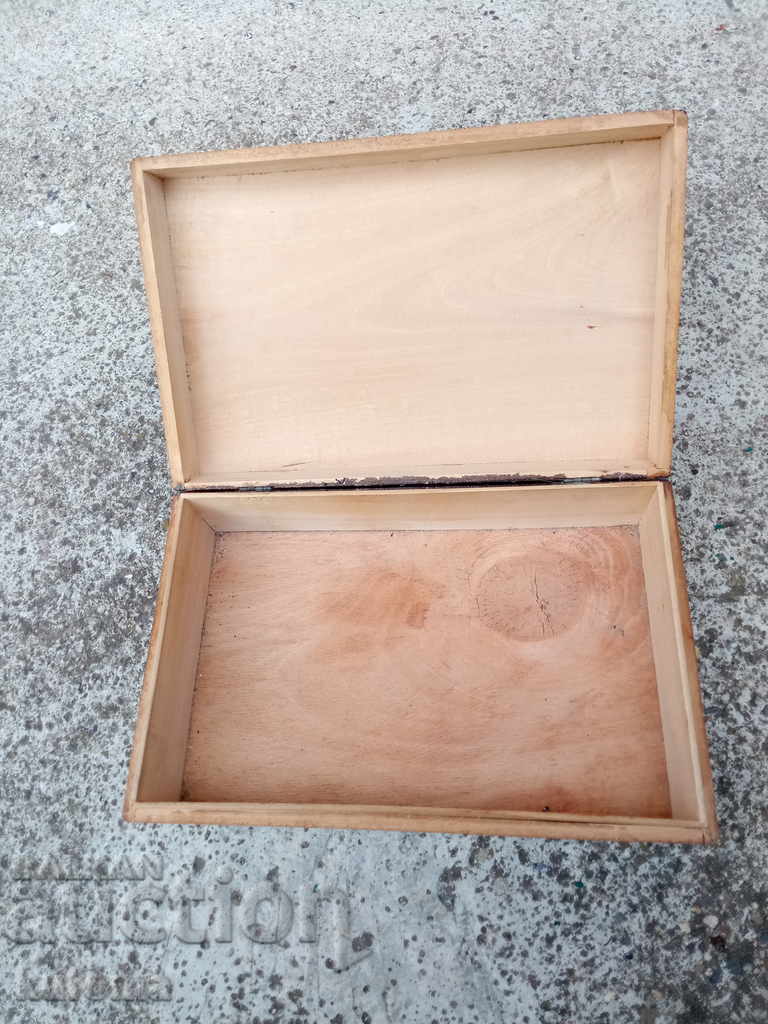 Παλιό ξύλινο κουτί - 6