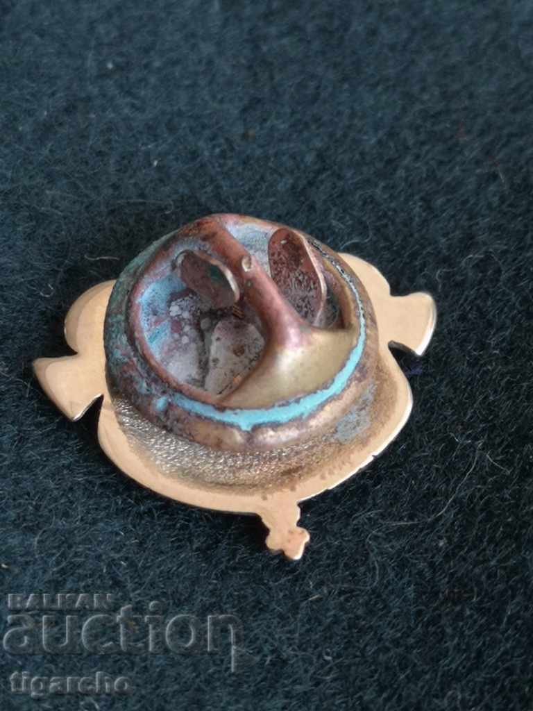 Royal badge, replica - 6 Royal badge, replica - 6