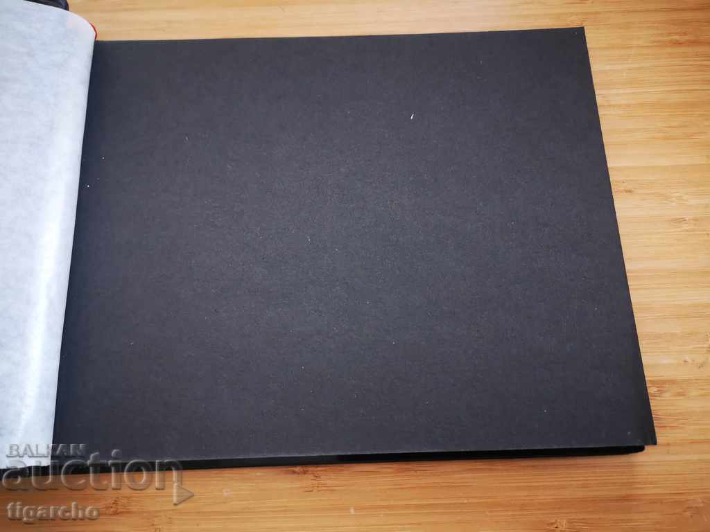 Auction Old album Auction Old album