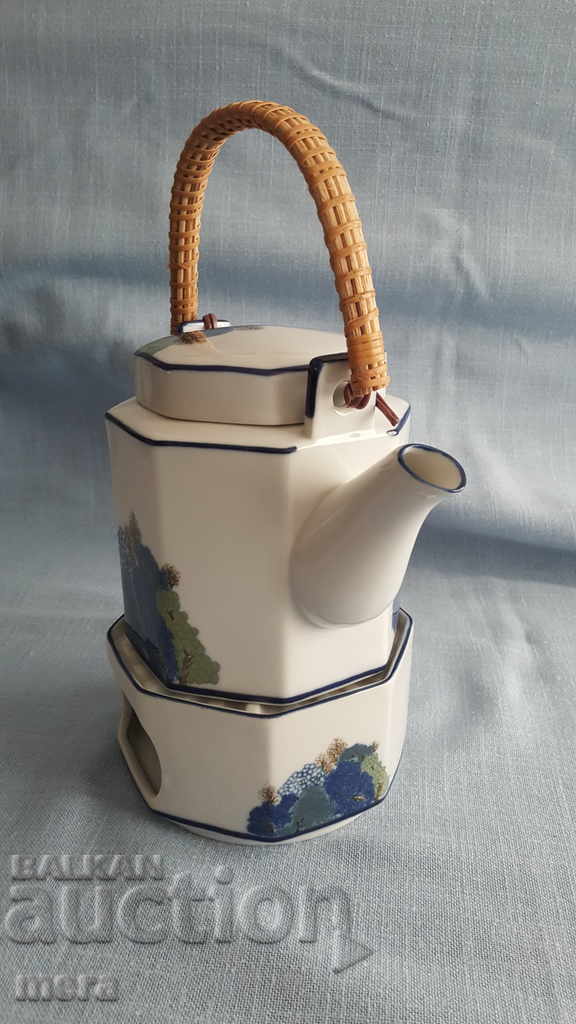 Τσαγιέρα πορσελάνης με θερμαντήρα πορσελάνης με τιμή 70.00 BGN | € 35.79 Τσαγιέρα πορσελάνης με θερμαντήρα πορσελάνης με τιμή 70.00 BGN | € 35.79