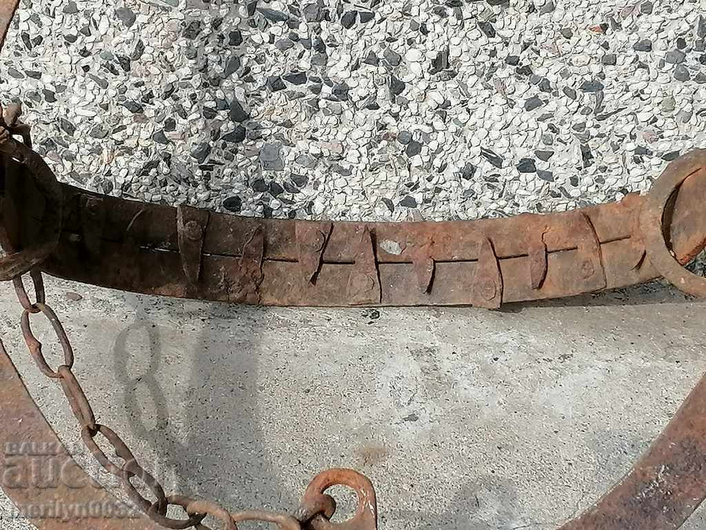 Old hand forged trap with wrought iron spikes - 6 Old hand forged trap with wrought iron spikes - 6