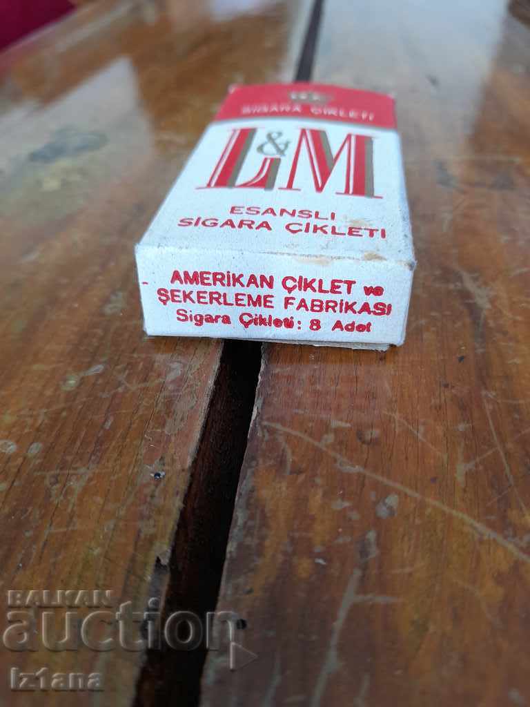 Gumă de țigară veche, gumă LM cu preț 50.00 BGN | € 25.56 Gumă de țigară veche, gumă LM cu preț 50.00 BGN | € 25.56