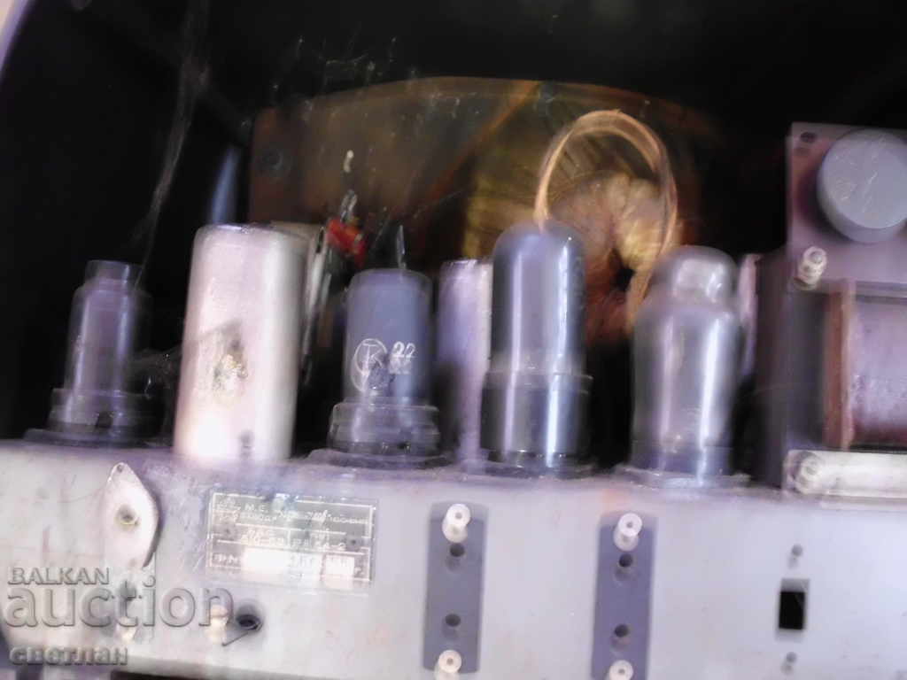 Delivery of old radio Delivery of old radio