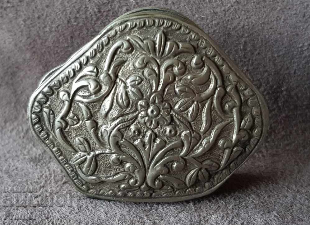 A rare Bulgarian Revival silver box for a 19th episode with price 370.00 BGN | € 189.18 A rare Bulgarian Revival silver box for a 19th episode with price 370.00 BGN | € 189.18