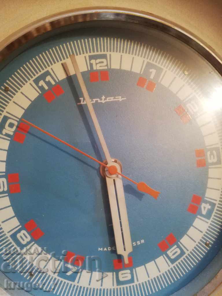 Wall clock AMBER quartz with price € 12.78 | 25.00 BGN