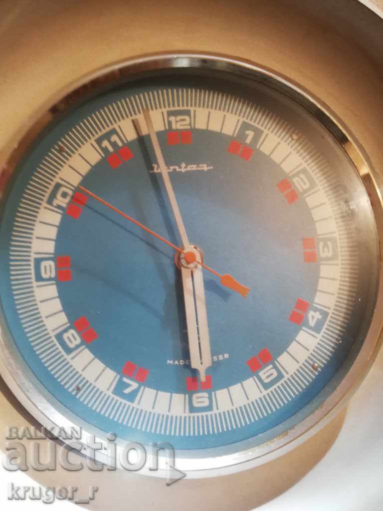 Auction Wall clock AMBER quartz Auction Wall clock AMBER quartz