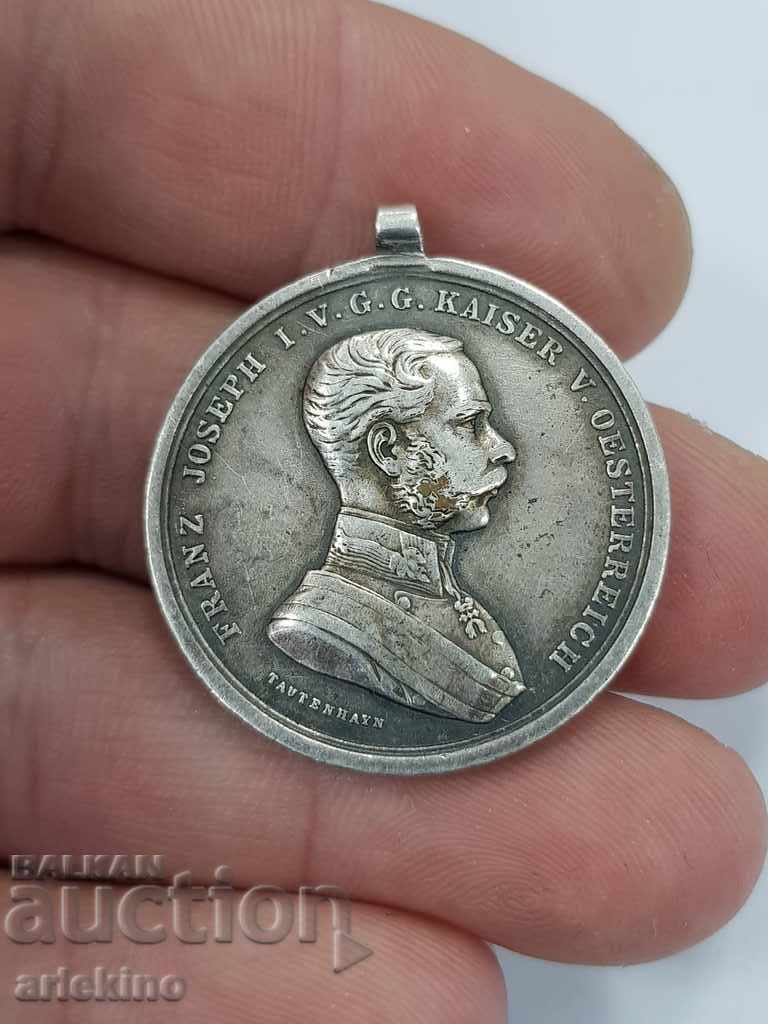 Bronze silver-plated Austrian medal of the First World War