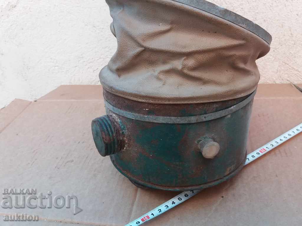 Auction  OLD ASMI BAG, SULFUR VINE SPRAYING VINEYARD - WORKING