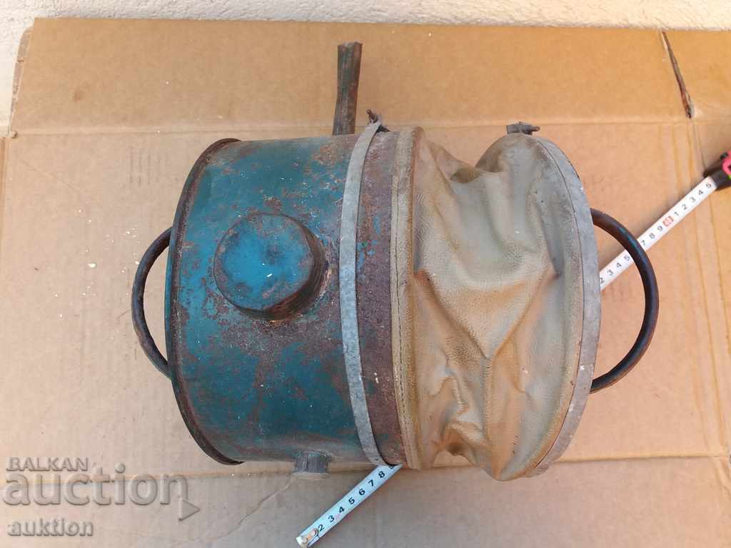 OLD ASMI BAG, SULFUR VINE SPRAYING VINEYARD - WORKING - 7