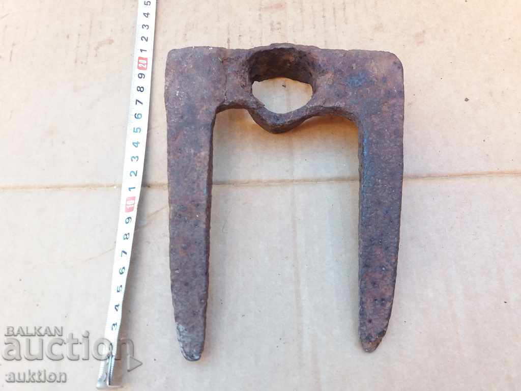 Delivery of REVIVAL FORGED BEET BLADE - EXCELLENT Delivery of REVIVAL FORGED BEET BLADE - EXCELLENT