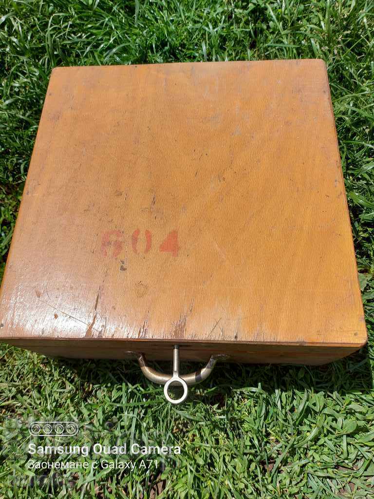 SEWING MACHINE - OVERLOG with price 67.50 BGN | € 34.51 SEWING MACHINE - OVERLOG with price 67.50 BGN | € 34.51