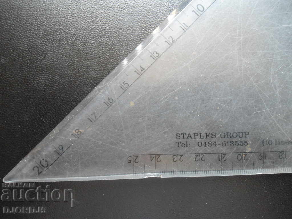 Auction Old line, triangle Auction Old line, triangle