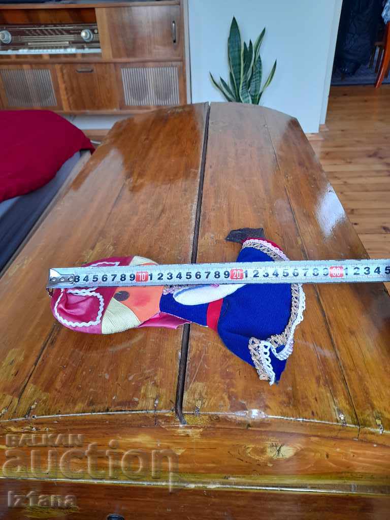 Delivery of Old wall doll Delivery of Old wall doll