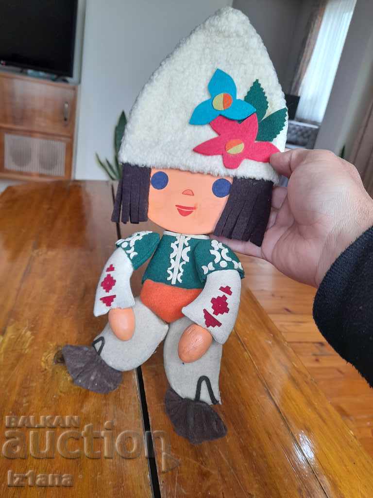 Παλιά κούκλα τοίχου με τιμή 40.00 BGN | € 20.45 Παλιά κούκλα τοίχου με τιμή 40.00 BGN | € 20.45