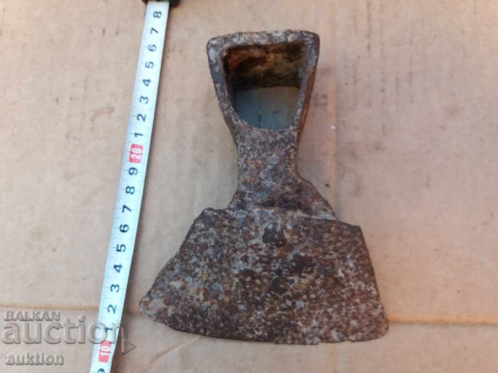 OLD WROUGHT REVIVAL PICK with price 2.49 BGN | € 1.27 OLD WROUGHT REVIVAL PICK with price 2.49 BGN | € 1.27