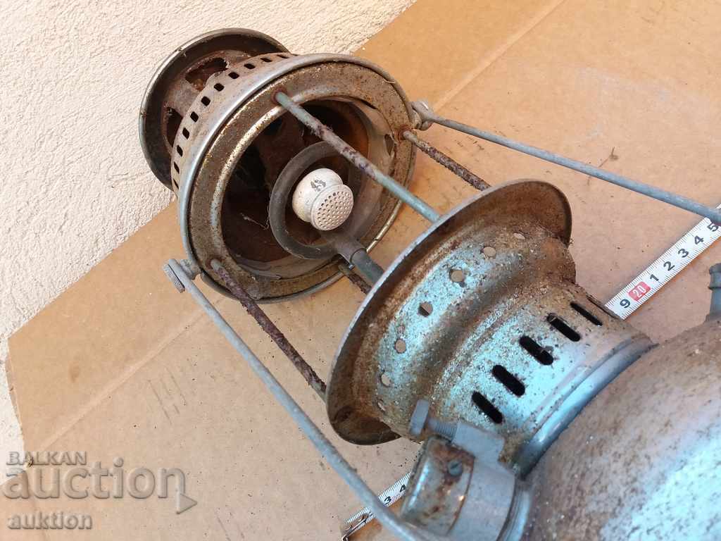 OLD MASSIVE PETROMAX - GAS LAMP - 6 OLD MASSIVE PETROMAX - GAS LAMP - 6