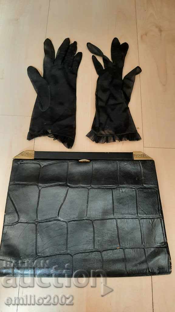 Women's leather ball bag and gloves