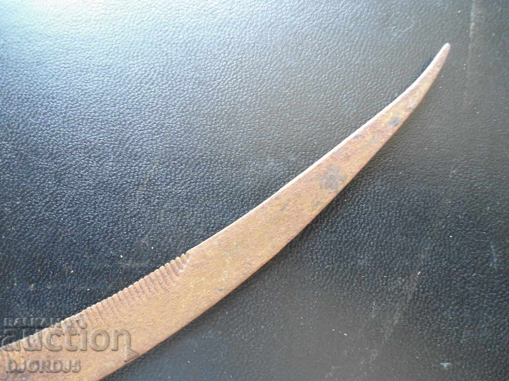 Παράδοση Παλιά επεξεργασμένο δρεπάνι, σήμανση