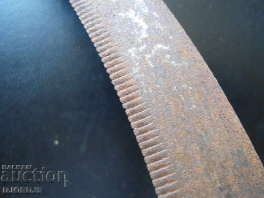 Παλιά επεξεργασμένο δρεπάνι, σήμανση - 6