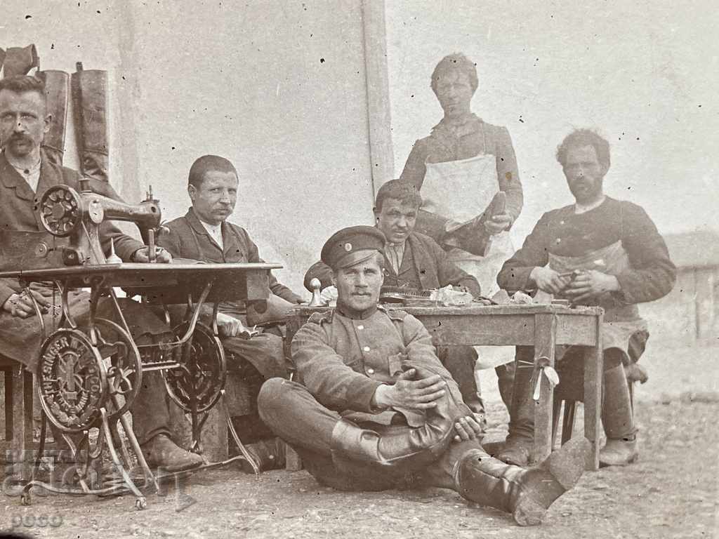 Delivery of Giants at the front Regiment shoemakers First World War Delivery of Giants at the front Regiment shoemakers First World War