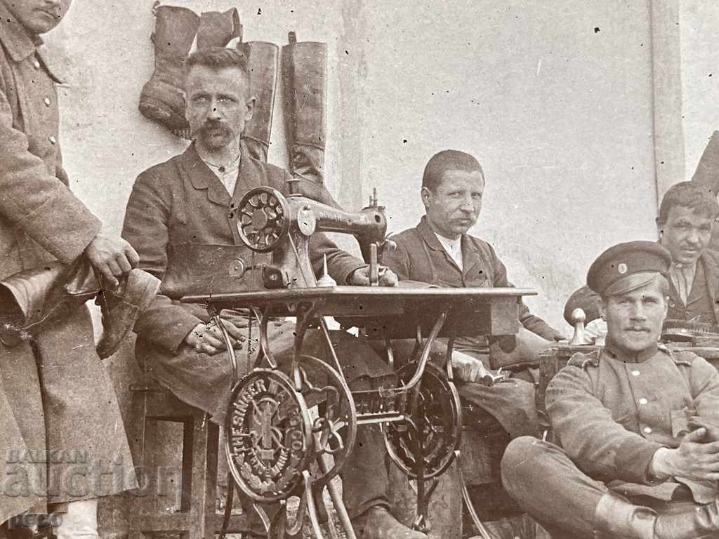 Giants at the front Regiment shoemakers First World War - 5 Giants at the front Regiment shoemakers First World War - 5