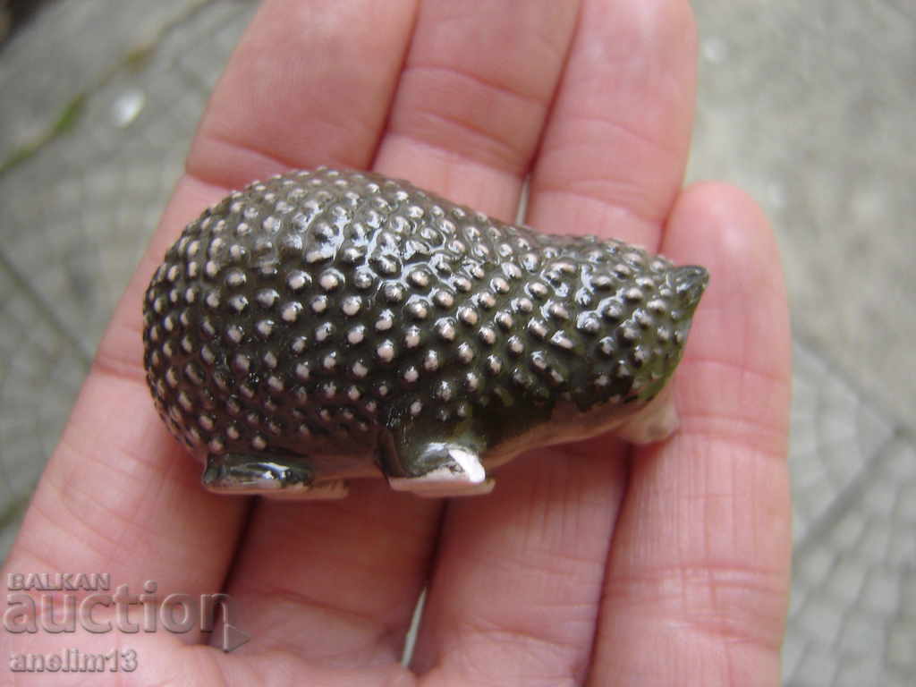 Auction  OLD PORCELAIN HEDGEHOG GERMANY