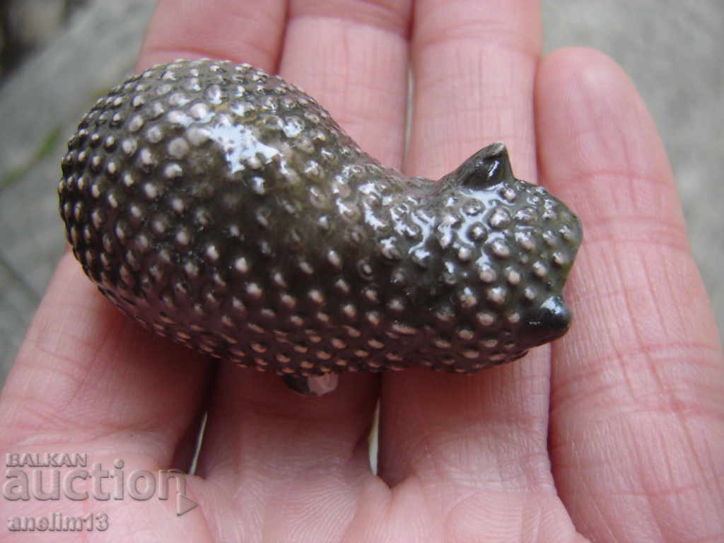 Delivery of OLD PORCELAIN HEDGEHOG GERMANY