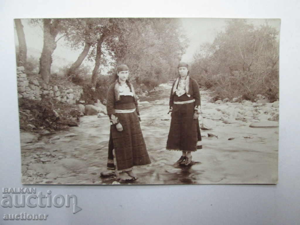 ROYAL PHOTO COSTUME, SARMA, BANDS. with price 10.00 BGN | € 5.11 ROYAL PHOTO COSTUME, SARMA, BANDS. with price 10.00 BGN | € 5.11