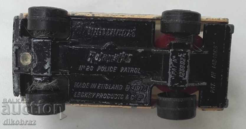 Delivery of Police Patrol - Matchbox England Delivery of Police Patrol - Matchbox England