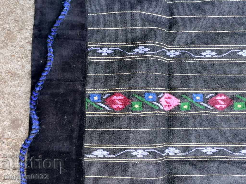 Delivery of Old woven, embroidered and embroidered apron, costume, suckman Delivery of Old woven, embroidered and embroidered apron, costume, suckman