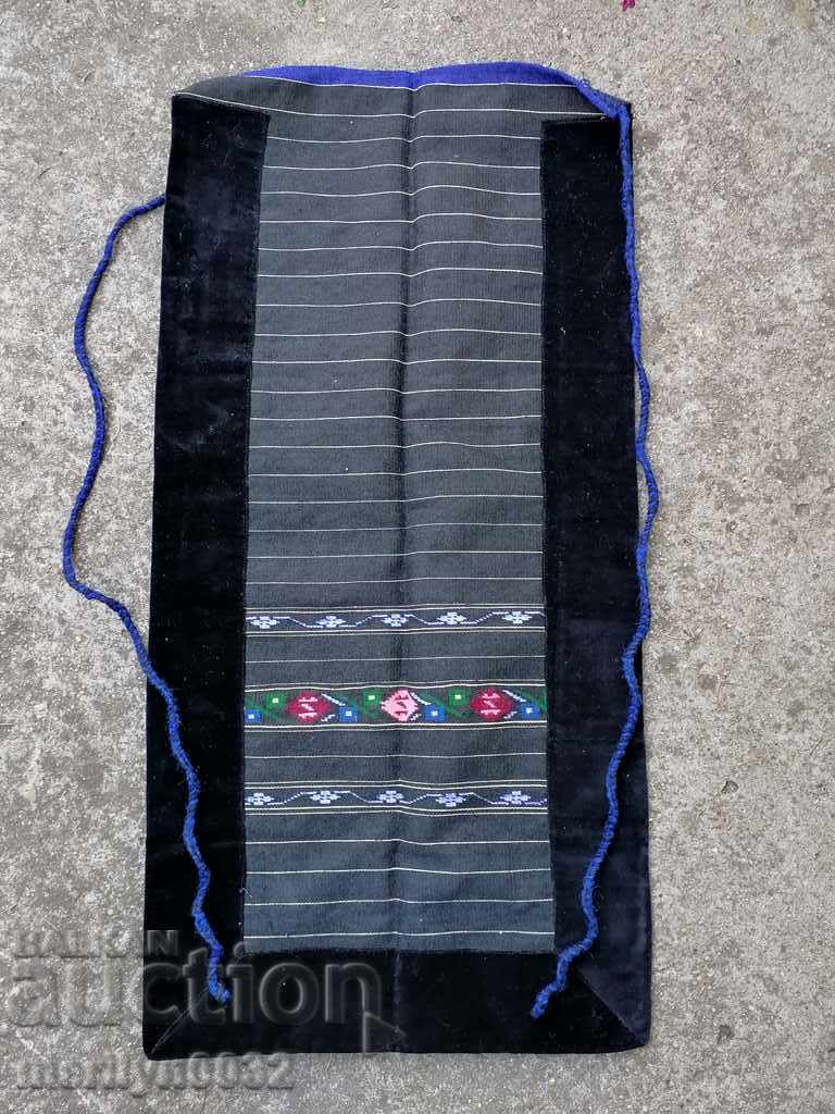 Стара тъкана, бродирана и везана престилка, носия, сукман