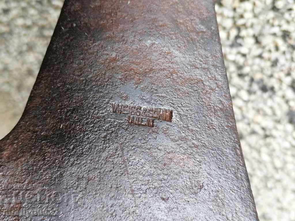 Auction Ax curve with engravings Austria Hungary ax sap Auction Ax curve with engravings Austria Hungary ax sap