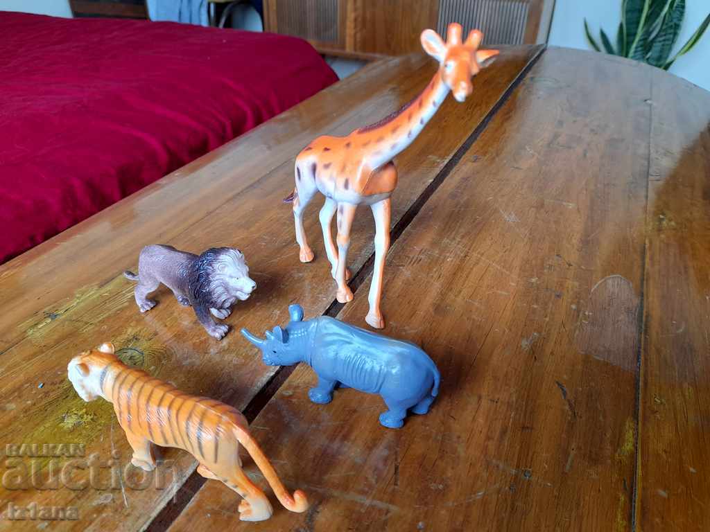 Auction Old figurines, animals Auction Old figurines, animals