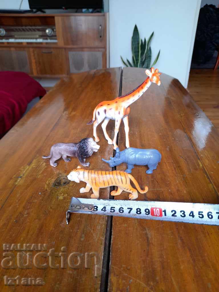 Old figurines, animals - 5 Old figurines, animals - 5