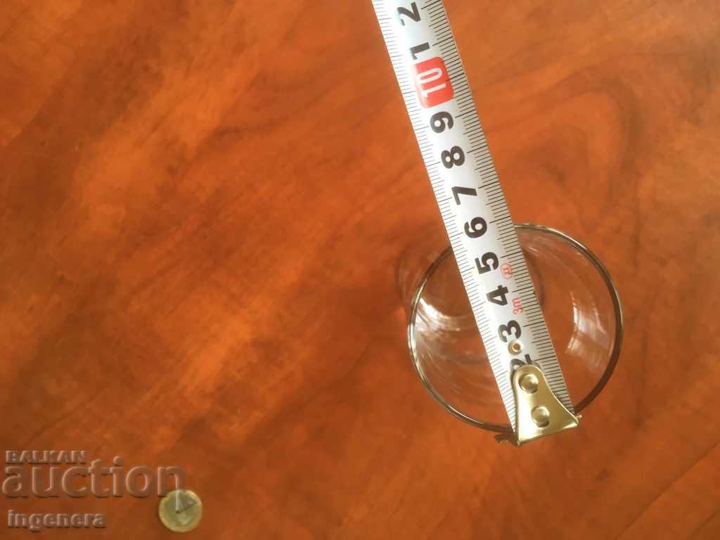 Delivery of GLASS OF GLASS ADVERTISING GIN Delivery of GLASS OF GLASS ADVERTISING GIN