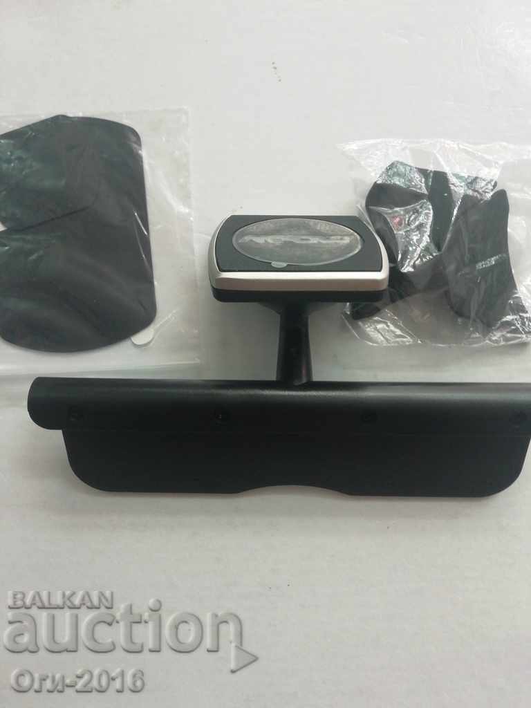 Suport pentru smartphone, telefon - montare intrare CD cu preț 6.00 BGN | € 3.07 Suport pentru smartphone, telefon - montare intrare CD cu preț 6.00 BGN | € 3.07