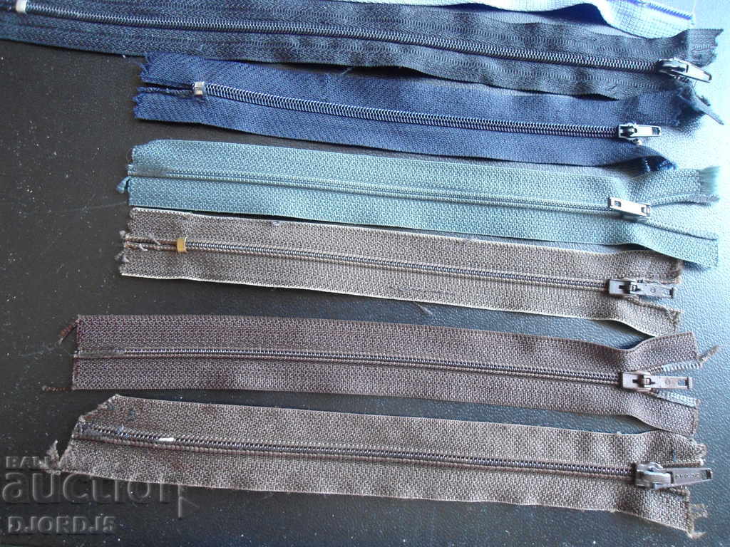 Livrarea Fermoare vechi, 14 bucăți