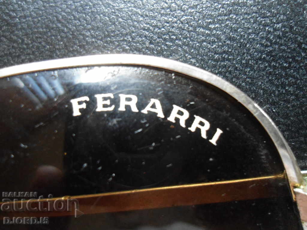 Old FERARRI sunglasses with price 4.00 BGN | € 2.05 Old FERARRI sunglasses with price 4.00 BGN | € 2.05