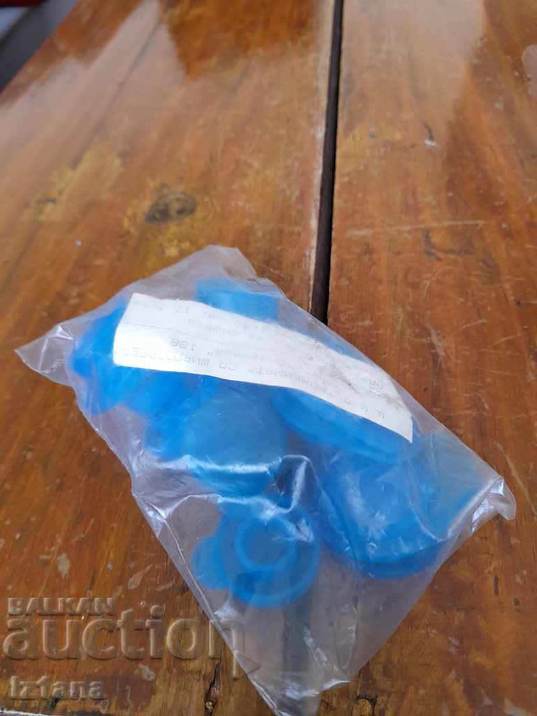 Auction Old bottle caps, stoppers Auction Old bottle caps, stoppers