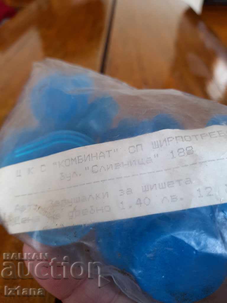 Delivery of Old bottle caps, stoppers Delivery of Old bottle caps, stoppers