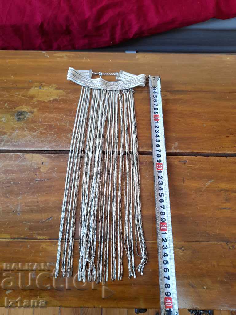 Auction  Old folk headdress