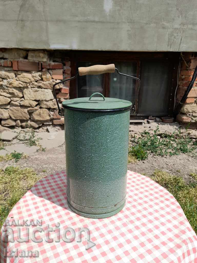 Auction Old Enameled Bucket, Kotlenka Auction Old Enameled Bucket, Kotlenka