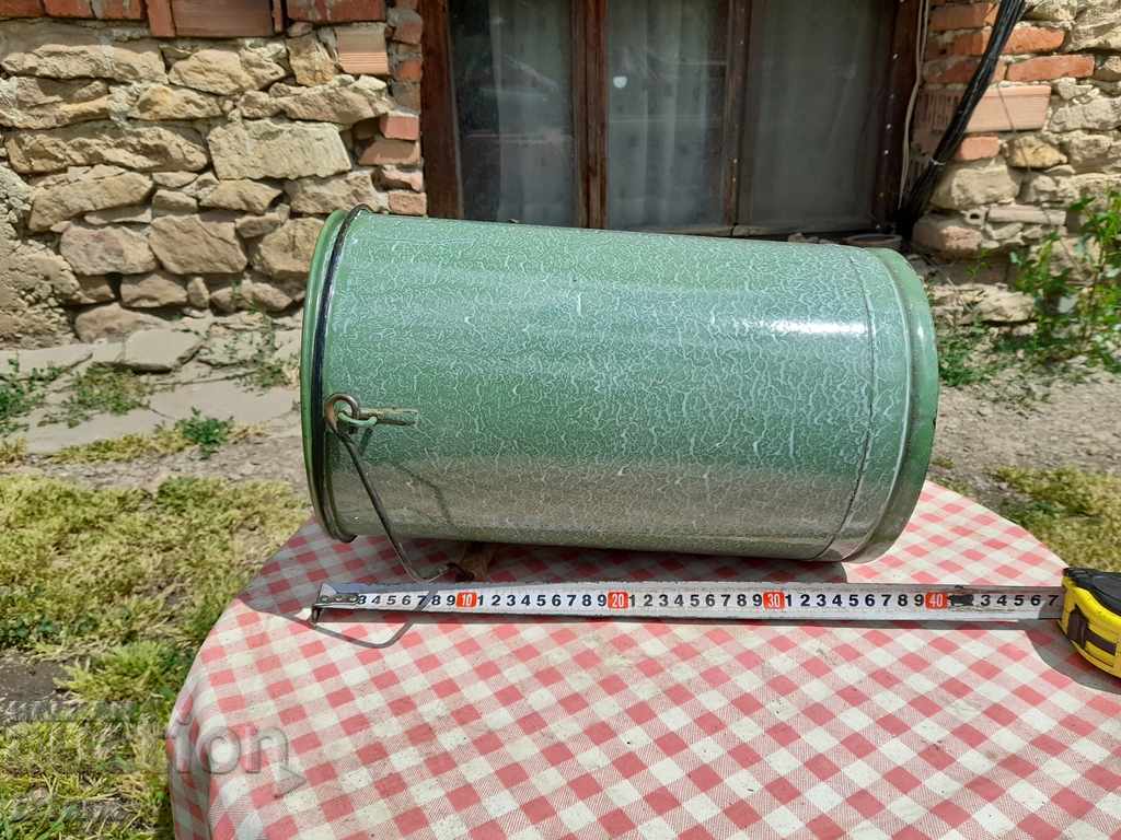 Old Enameled Bucket, Kotlenka - 6 Old Enameled Bucket, Kotlenka - 6